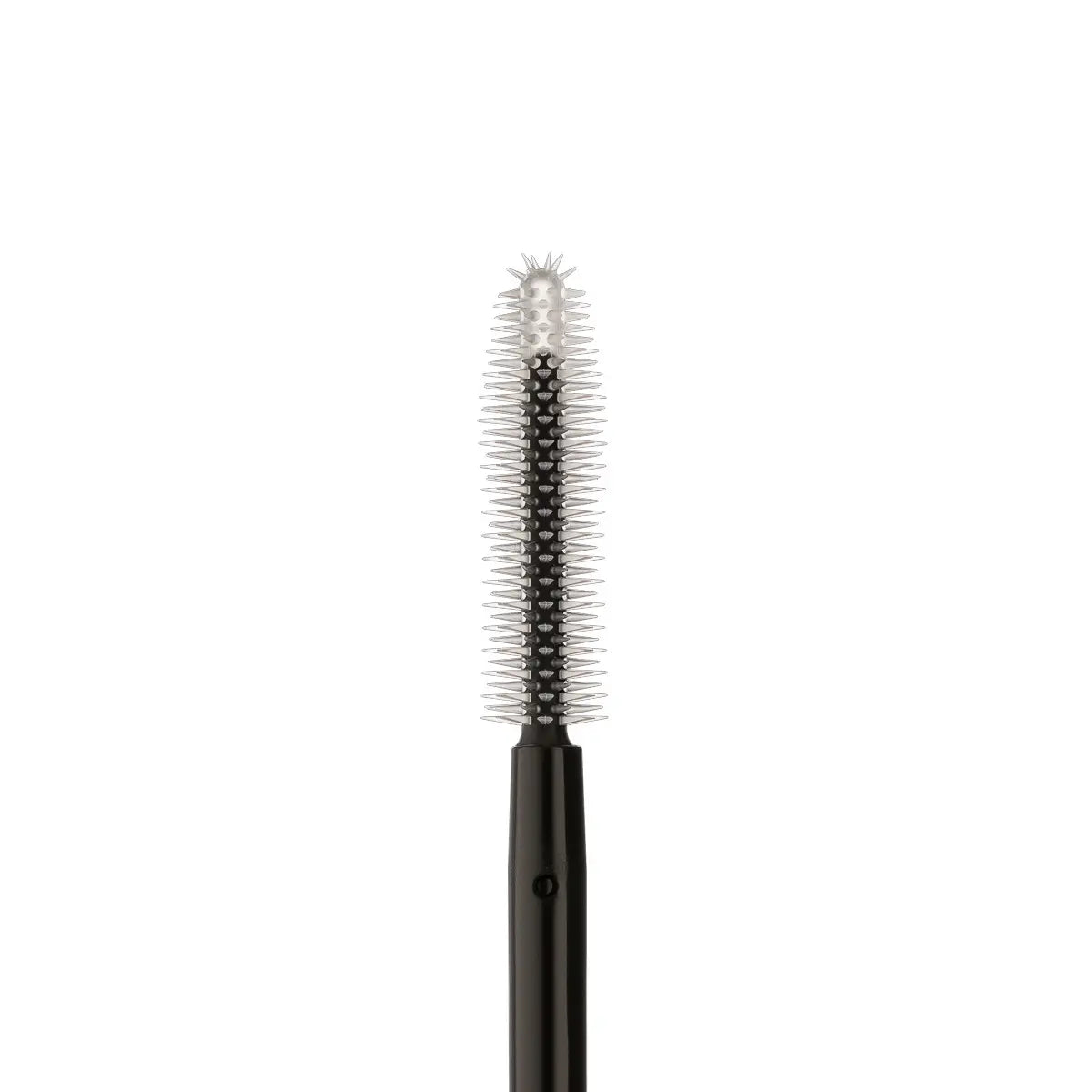 Mascara marrone o nero per uno sguardo definito e intenso